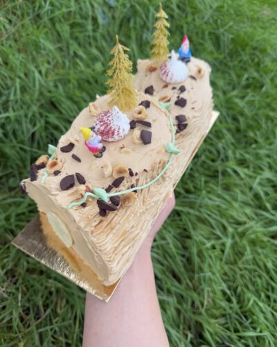 Bûche traditonnelle pralinée