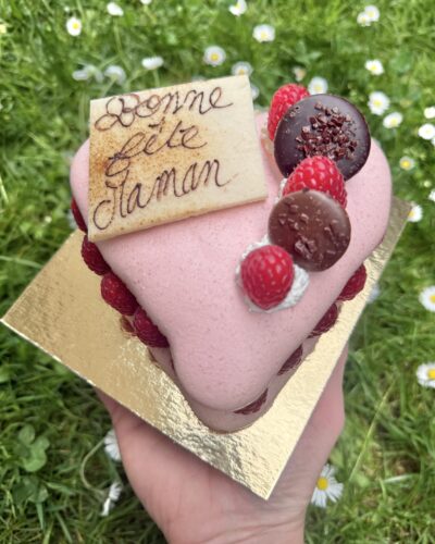 Macaron framboise coeur